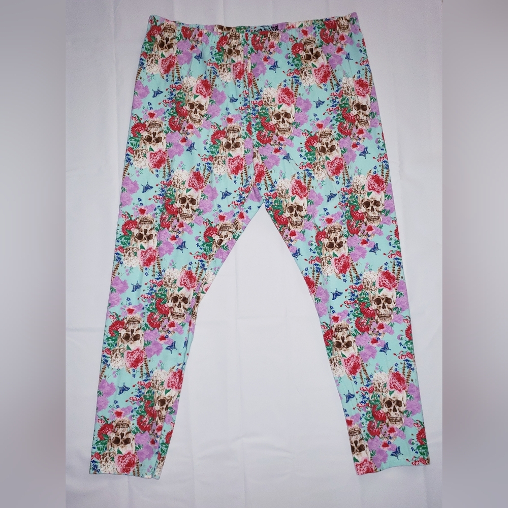 NOBO Tiffany Blue Leggings with Skulls and Flowers